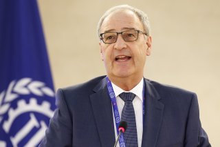 Le conseiller fédéral Guy Parmelin affirme qu'aucun pays ne peut exporter son système d'apprentissage tant les conditions-cadres diffèrent entre Etats.
